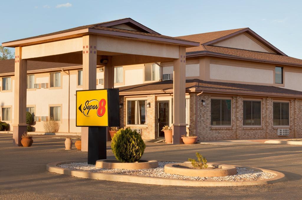 Super 8 By Wyndham Tucumcari Otel Dış mekan fotoğraf