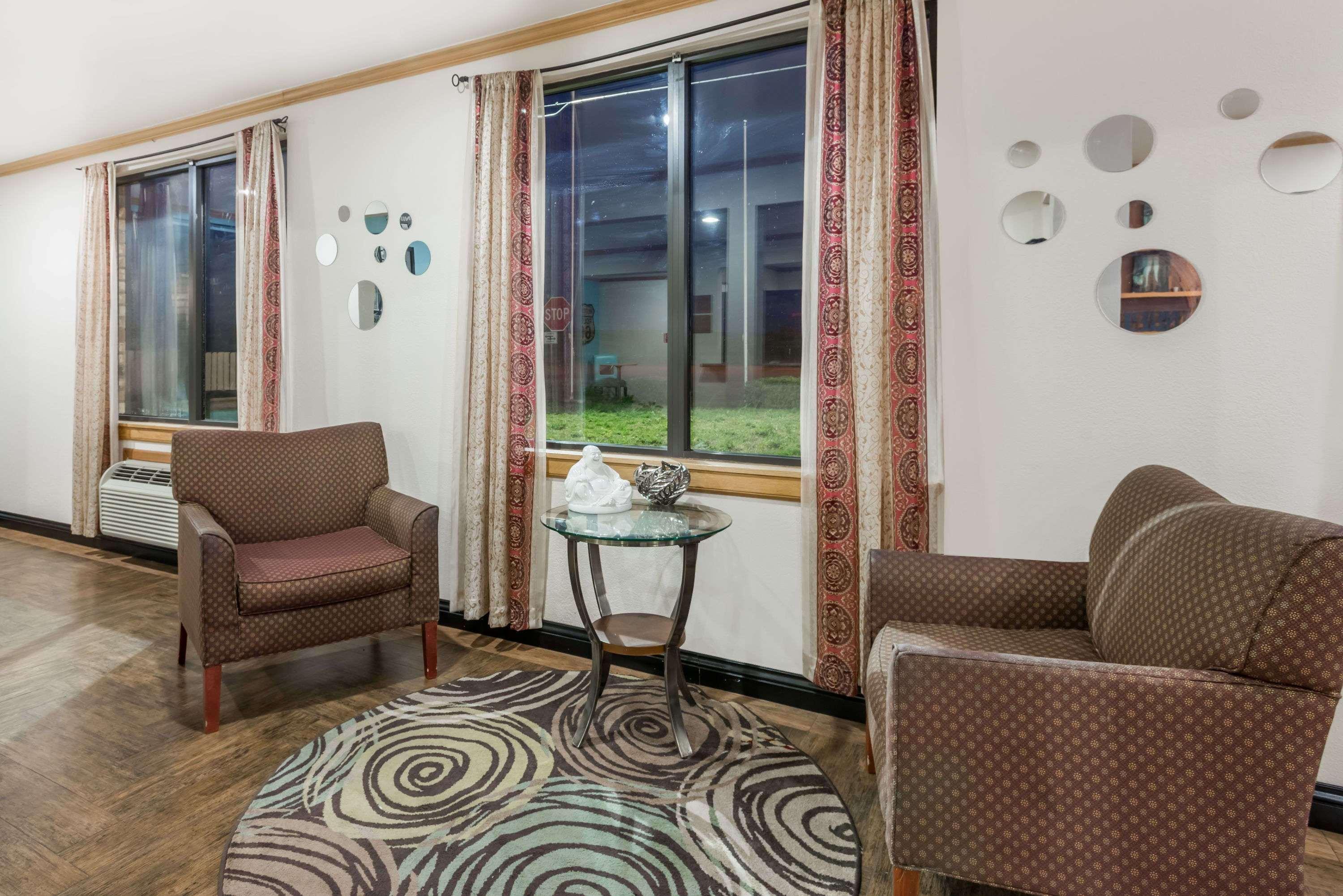 Super 8 By Wyndham Tucumcari Otel Dış mekan fotoğraf